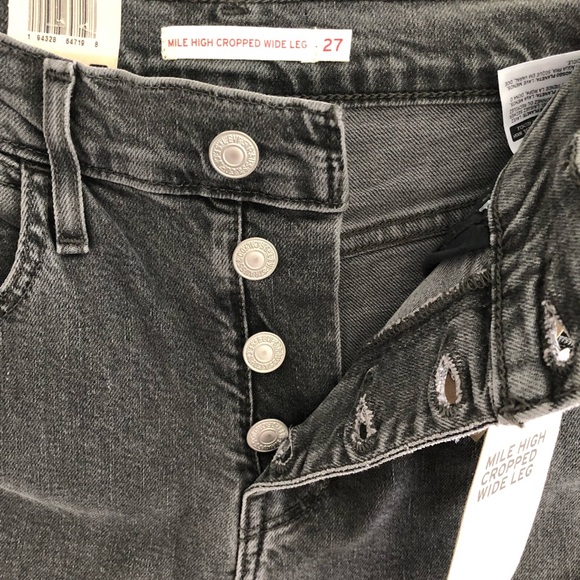 Levi’s Mile High Cropped Wide Leg button fly jeans - Picture 8 of 10